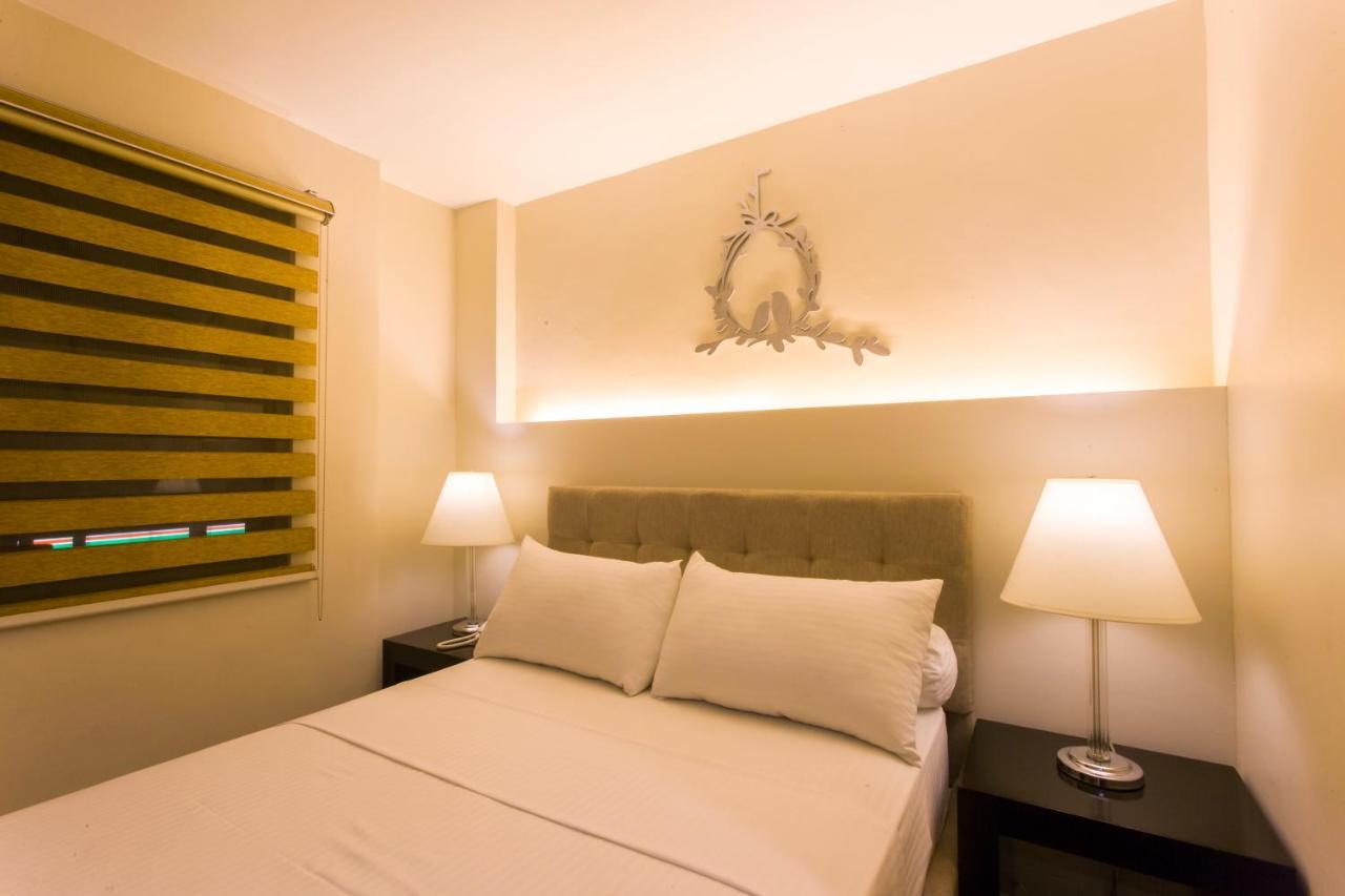 L Square Hotel Tarlac City Exterior photo